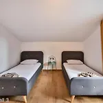 The Waterfall - Free Parking 3* Baltjik