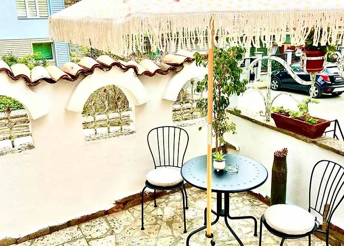 The Waterfall Free Parking Guest house 3*