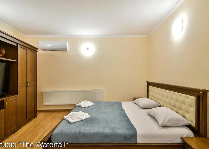 Guest house The Waterfall Free Parking 3*