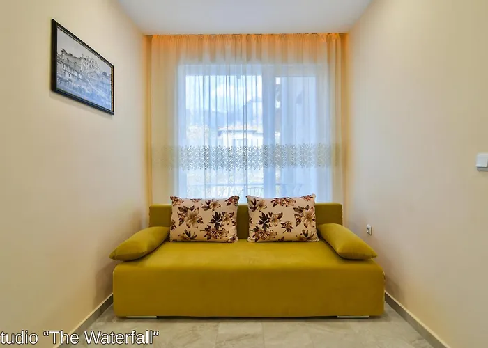 The Waterfall Free Parking Guest house Balchik