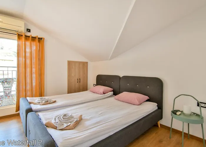 Guest house The Waterfall Free Parking Balchik