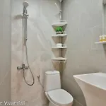 The Waterfall - Free Parking